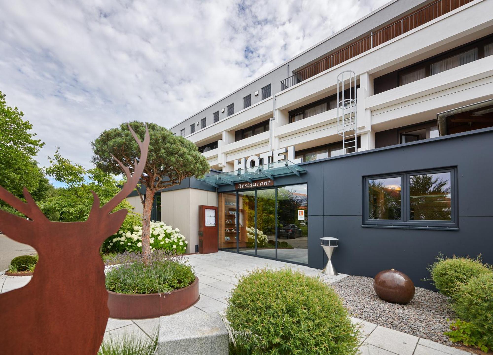 Hotel Schoenbuch Pliezhausen المظهر الخارجي الصورة